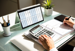 Invoicing using accounting software